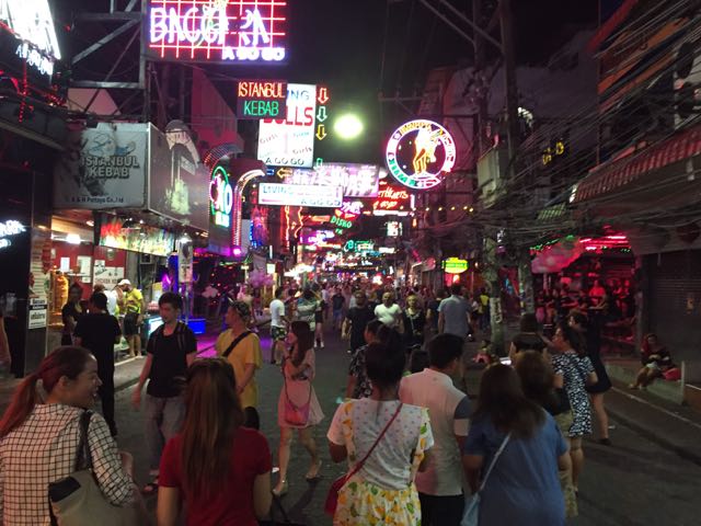 9 AdFest-Walking Street.jpg