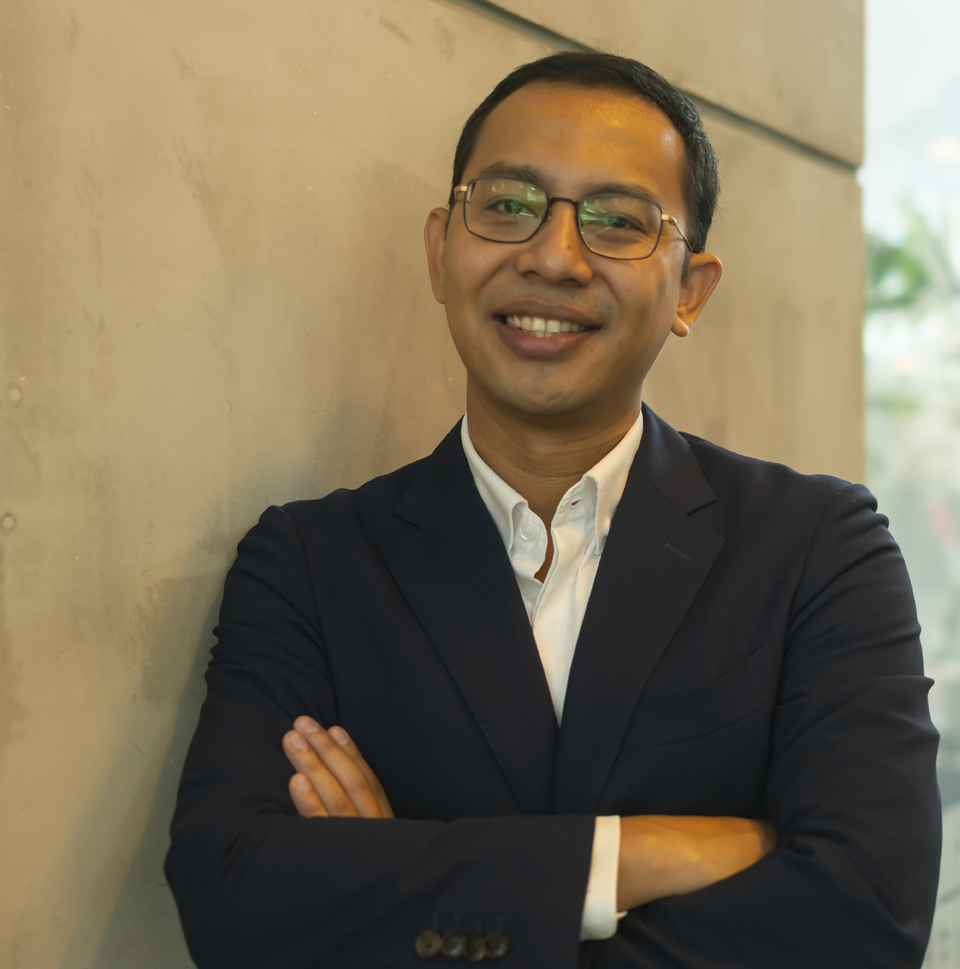 TBWA\Singapore lures Ben Israel to global brand director role on blue-chip Singapore Airlines account